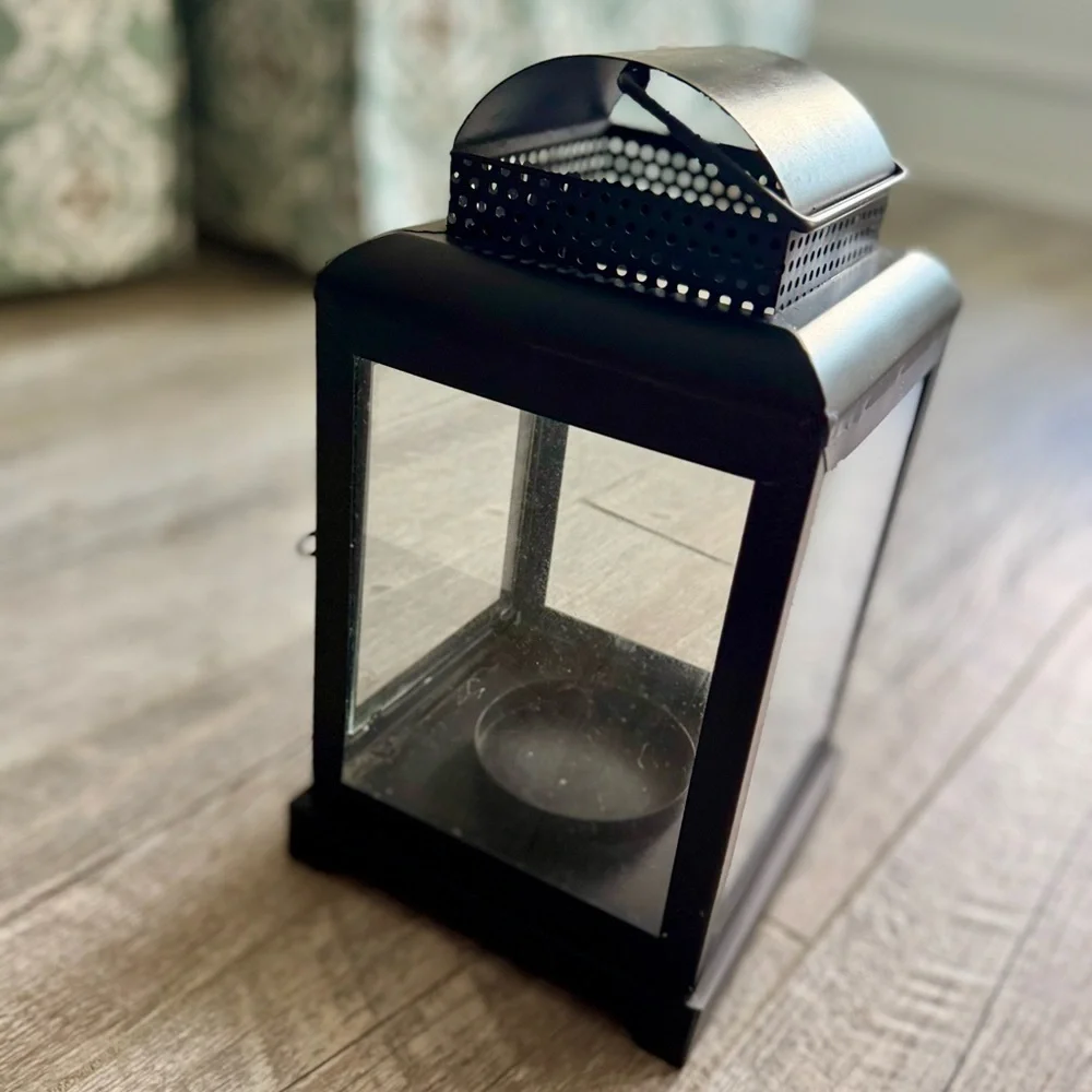 Elegant Black Metal Lantern